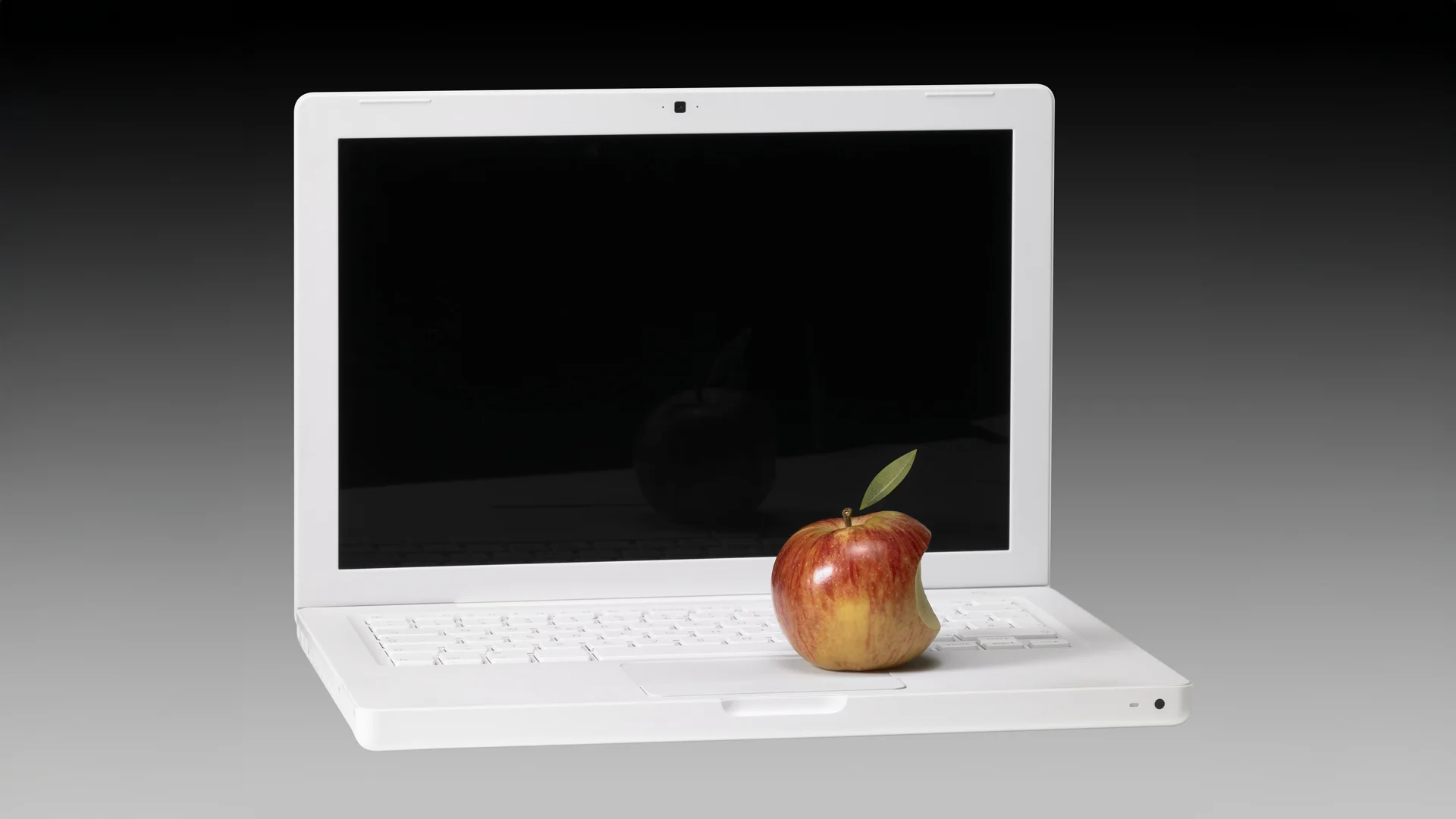 używany laptop MacBook Apple z gwarancją